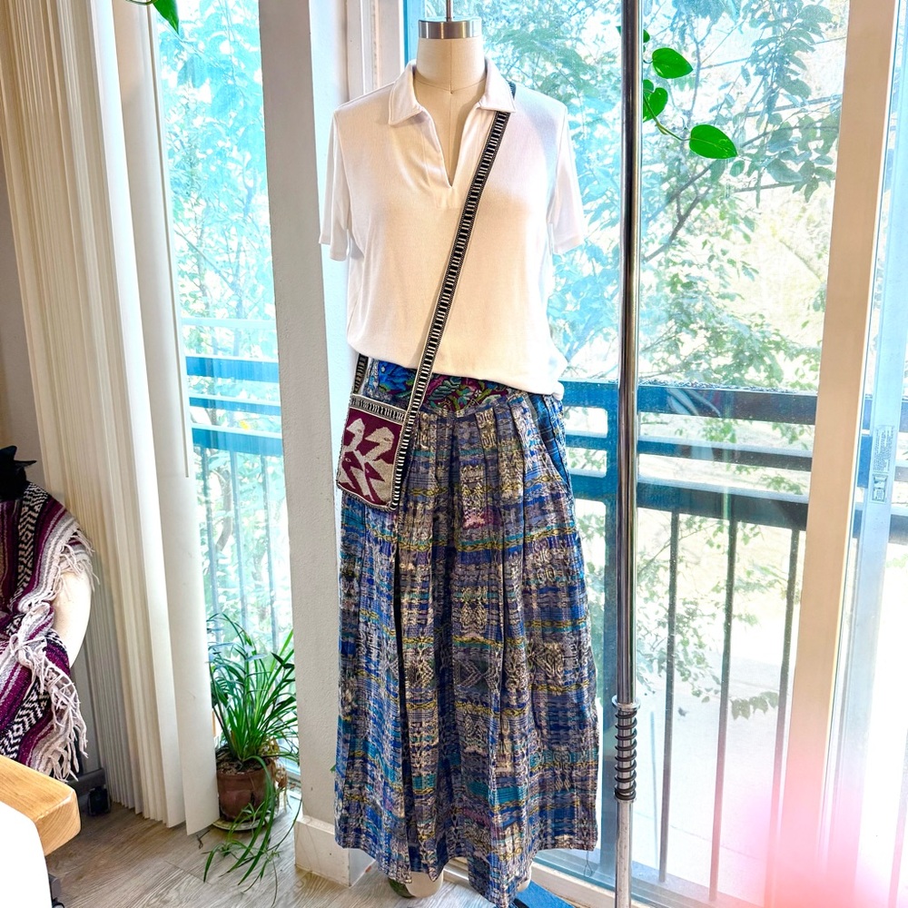 ✨ The Plot-Thickening Parrot Skirt — With Secret Pocket for Schemes ✨